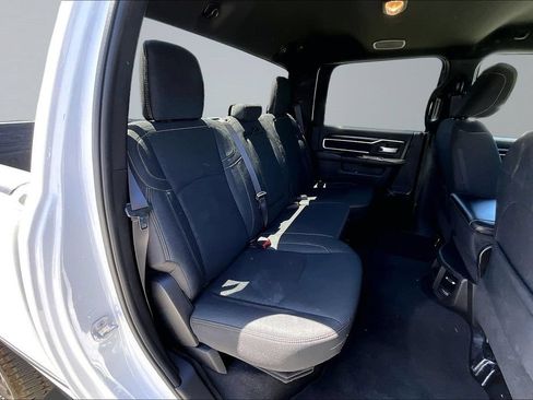 Used 2025 RAM 2500 Big Horn AWD/4WD image 18