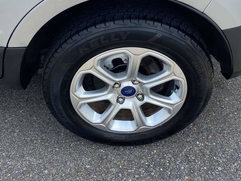 Certified 2021 Ford EcoSport SE w/ SE Convenience Package FWD image 9