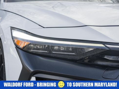 Used 2024 Hyundai Elantra N image 14