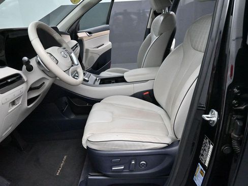 Used 2023 Hyundai Palisade Limited AWD/4WD image 15
