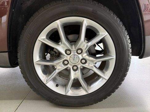 Used 2014 Jeep Grand Cherokee Summit AWD/4WD image 27