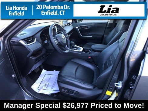 Used 2019 Toyota RAV4 Limited image 4