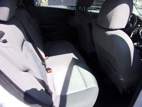Used 2017 Chevrolet Sonic LT image 17