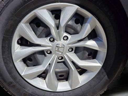 Used 2025 Honda CR-V LX image 21