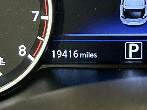 Used 2023 Nissan Murano SV w/ SV Midnight Edition Package image 10