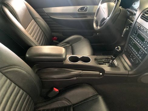 Used 2002 Ford Thunderbird RWD image 16
