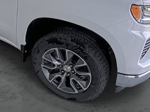 New 2026 Chevrolet Silverado 1500 LT w/ Safety Package AWD/4WD image 16