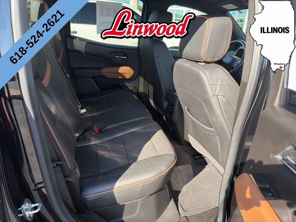Used 2025 GMC Canyon AT4 AWD/4WD image 8
