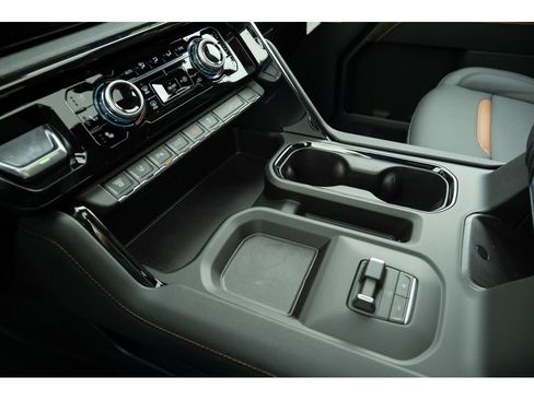 New 2026 GMC Sierra 2500 AT4 w/ AT4 Premium Plus Package AWD/4WD image 26