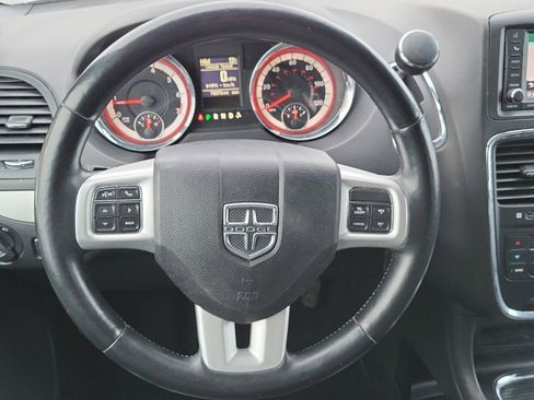 Used 2019 Dodge Grand Caravan GT FWD image 28