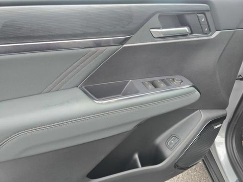 New 2026 GMC Acadia AT4 AWD/4WD image 17