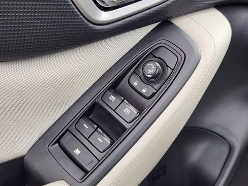 Used 2021 Subaru Forester Premium image 17