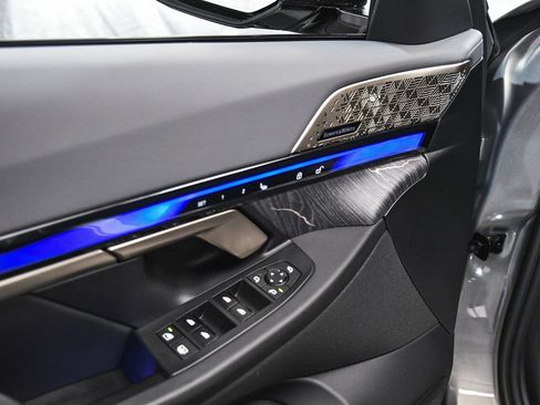 Used 2025 BMW i5 M60 w/ Executive Package image 10