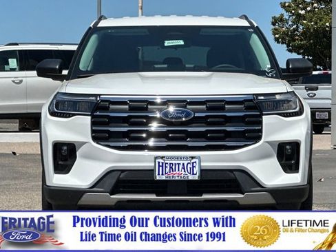 New 2026 Ford Explorer Active w/ Active Comfort Package RWD image 9
