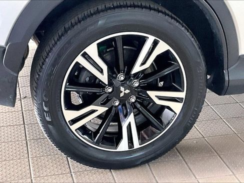 Used 2024 Mitsubishi Eclipse Cross SE AWD/4WD image 35
