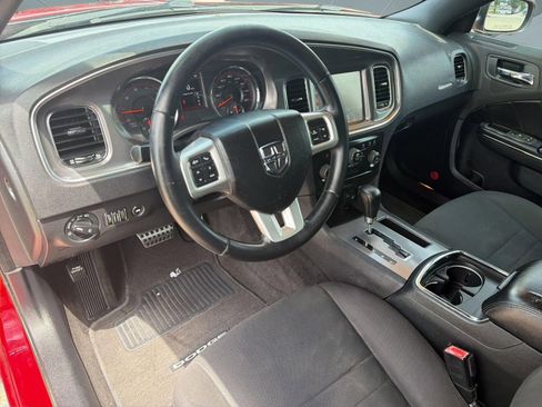 Used 2012 Dodge Charger R/T w/ Wheels & Tunes Group RWD image 4