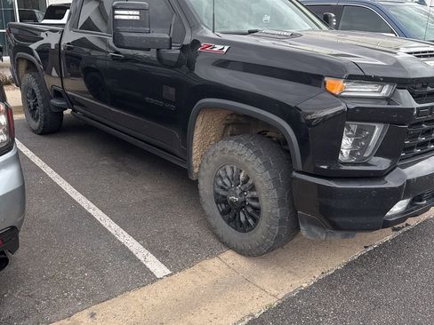 Used 2022 Chevrolet Silverado 2500 LTZ w/ LTZ Plus Package image 3