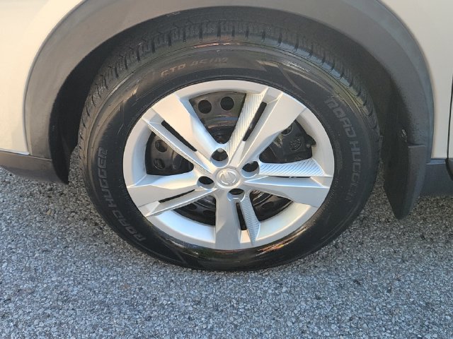 Used 2020 Nissan Kicks S FWD image 5