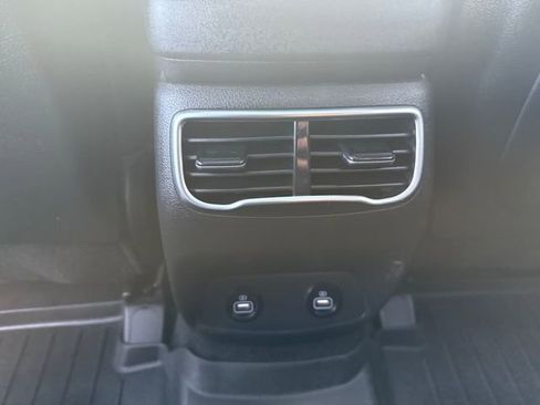 Certified 2022 Hyundai Santa Fe SEL w/ Convenience + Premium Package image 17