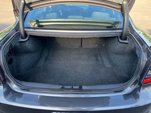 Used 2016 Dodge Charger R/T RWD image 10