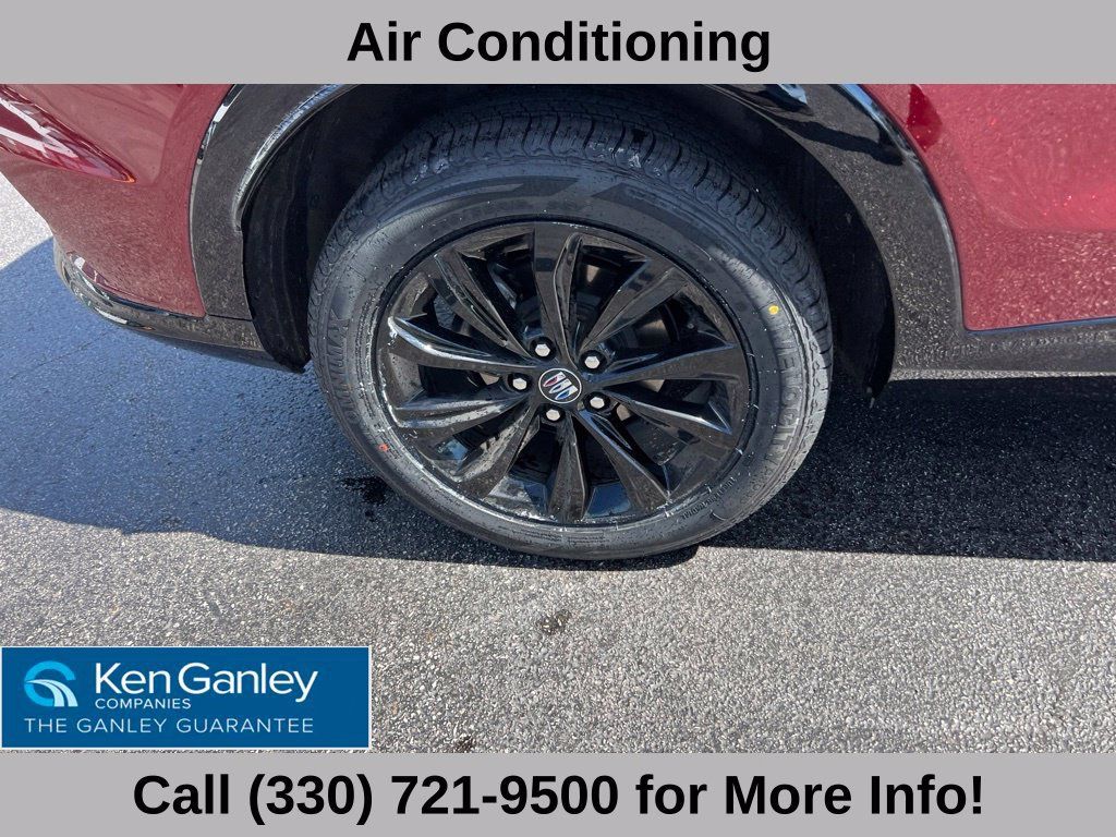 Used 2024 Buick Envista Sport Touring w/ Convenience I Package FWD image 20
