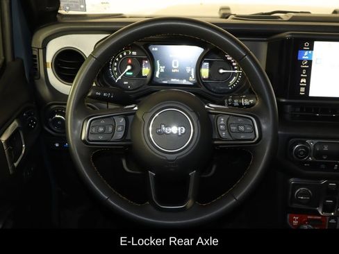Used 2024 Jeep Wrangler Unlimited AWD/4WD image 7