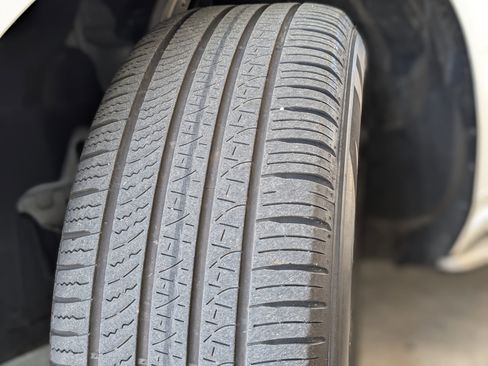 Used 2024 Volvo XC60 B5 Core image 38