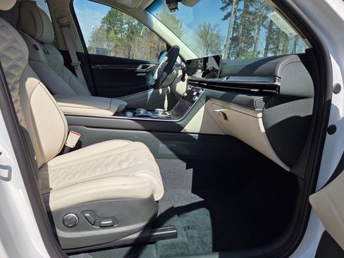 New 2026 Genesis GV80 3.5T e-SC AWD/4WD image 14