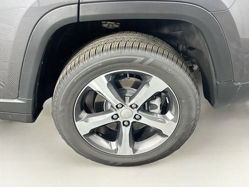 Used 2022 Jeep Grand Cherokee Limited 4xe AWD/4WD image 11