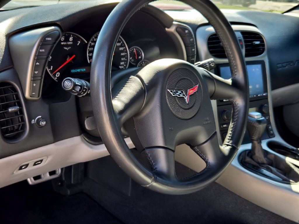 Used 2005 Chevrolet Corvette Coupe w/ Preferred Equipment Group RWD image 20