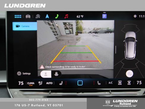 Used 2025 Volkswagen Tiguan SE w/ Panoramic Sunroof Package AWD/4WD image 28