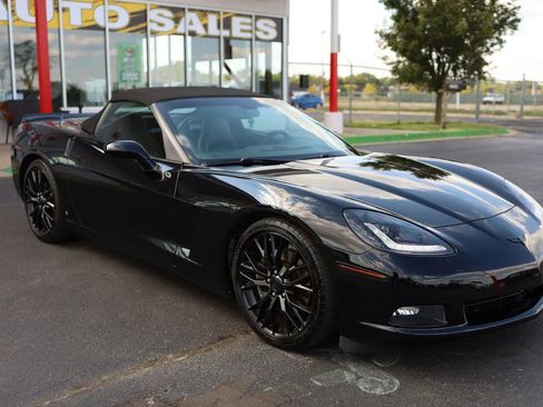Used 2008 Chevrolet Corvette Convertible w/ Preferred Equipment Group image 4