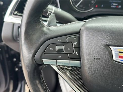 Used 2022 Cadillac XT6 Sport image 17