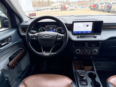 Used 2022 Ford Maverick Lariat w/ Lariat Luxury Package image 14