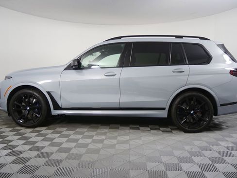 Certified 2025 BMW X7 M60i image 6