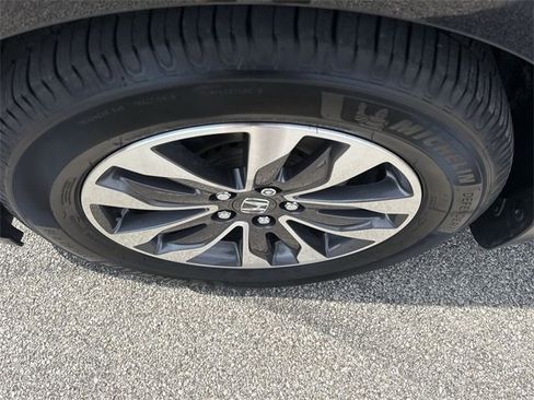 Used 2022 Honda Odyssey EX-L image 17