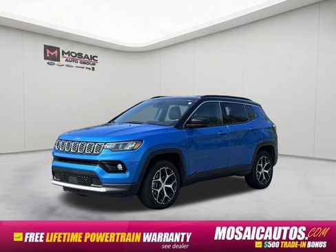 Used 2024 Jeep Compass Limited AWD/4WD image 3