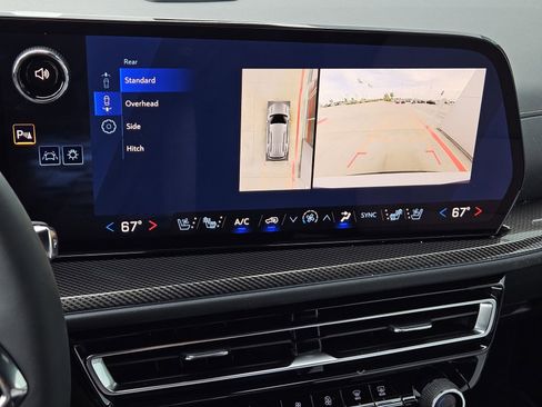 New 2026 Chevrolet Traverse High Country FWD image 19