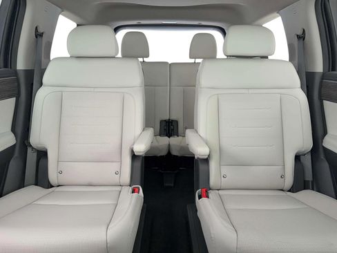New 2026 Hyundai Santa Fe Limited FWD image 16