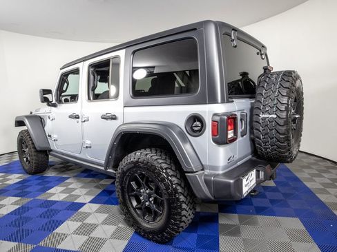 Used 2024 Jeep Wrangler Unlimited Sport AWD/4WD image 7