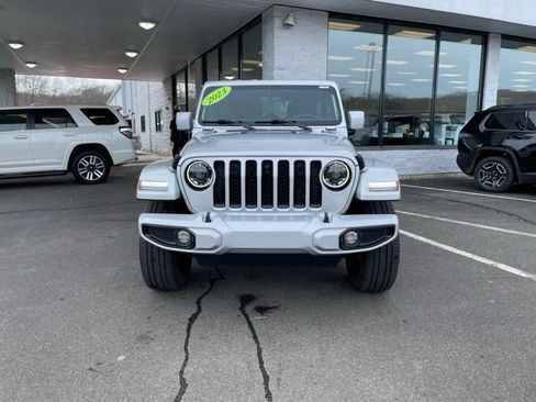 Used 2023 Jeep Wrangler Altitude image 2
