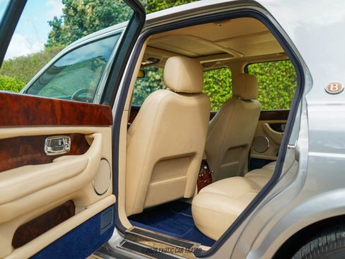 Used 2003 Bentley Arnage R image 66