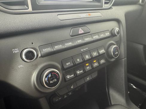 Used 2017 Kia Sportage EX FWD image 24
