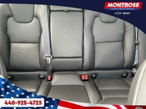 Used 2022 Volvo XC60 B5 Inscription image 20