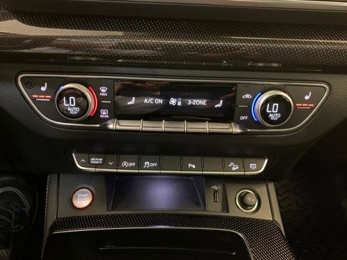 Used 2022 Audi SQ5 Premium Plus w/ Premium Plus Package image 36