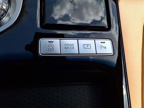 New 2025 Genesis G80 2.5T image 9