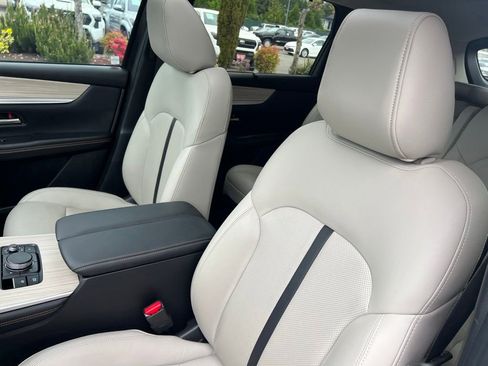 Used 2024 MAZDA CX-90 Plug-In Hybrid w/ Preferred AWD/4WD image 13