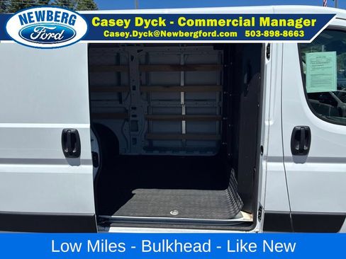 Used 2025 RAM ProMaster 2500 w/ U-Haul Equipment Group FWD image 15