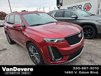 Used 2025 Cadillac XT6 Sport w/ Technology Package