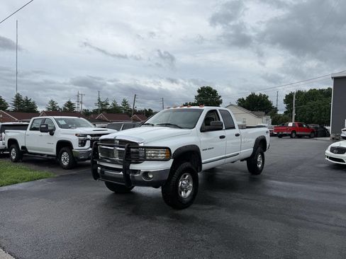 Used 2004 Dodge Ram 2500 Truck SLT w/ Trailer Tow Group AWD/4WD image 3